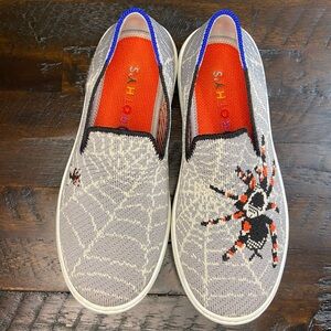 Rothy’s The Kids Sneaker Unisex Gray Spider Slip On Shoes Size Youth 2